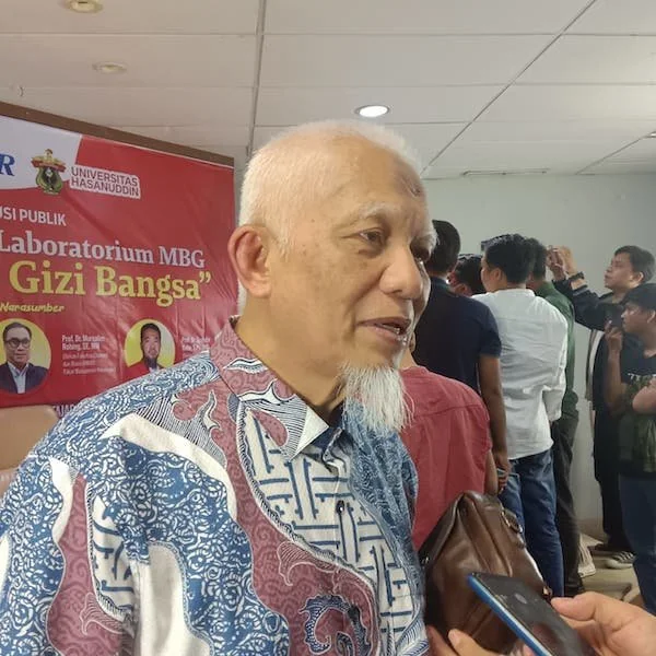 Guru Besar Fakultas Kesehatan Masyarakat (FKM) Unhas yang juga Tim Ahli SPPG Tamalanrea 14 Unhas, Prof dr Veny Hadju, (Dok: Sinta KabarMakassar).