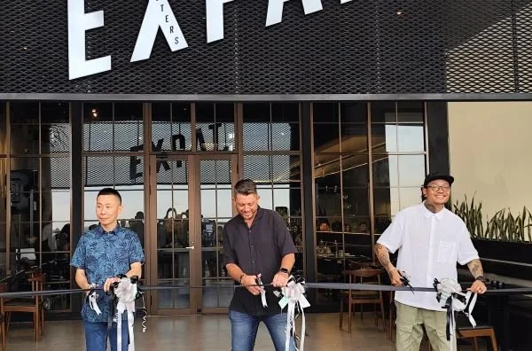 Suasana Peresmian Cabang Expat. Roasters di Sunset Quay, Center Point of Indonesia (Dok : Ist).