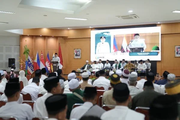 Wali Kota Makassar Munafri Arifuddin saat Maulid Nabi Muhammad SAW (Dok: Ist).