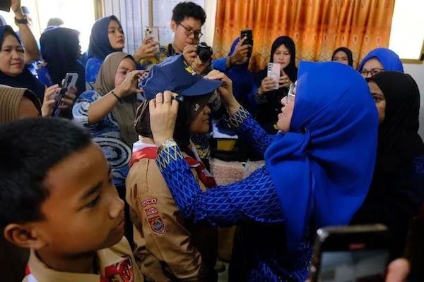 Penyaluran Seragam Gratis (Dok: Ist).