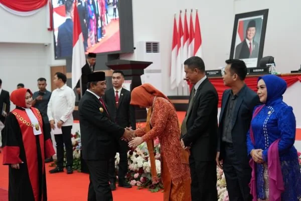 Pelantikan empat pimpinan DPRD Sulbar masa jabatan 2024-2029 (Dok : Ist).