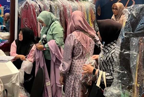 Preloved charity yang dikukan oleh Dekranasda Provinsi Sulsel (Dok: Ist)