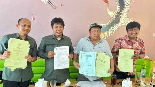 Para Advokat Agus Bustam (Dok: KabarMakassar).