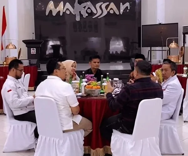 ertemuan Struktur Anggota PKS Makassar yang Baru dengan Wali Kota Makassar Munafri Arifuddin, (Dok: Kabar Makassar).