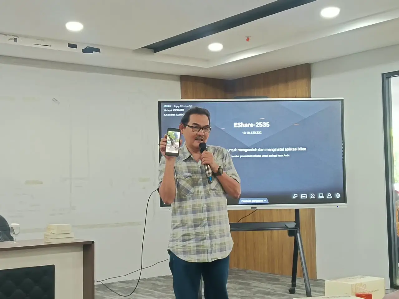Ahli arborikultur sekaligus praktisi arsitektur lanskap, Rully Wijaya (Dok: Sinta KabaMakassar)