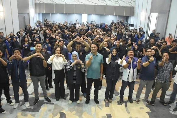Foto bersama paket Andi Seto-Rezki serta Ketua NasDem Makassar Andi Rachmatika Dewi. Foto IST