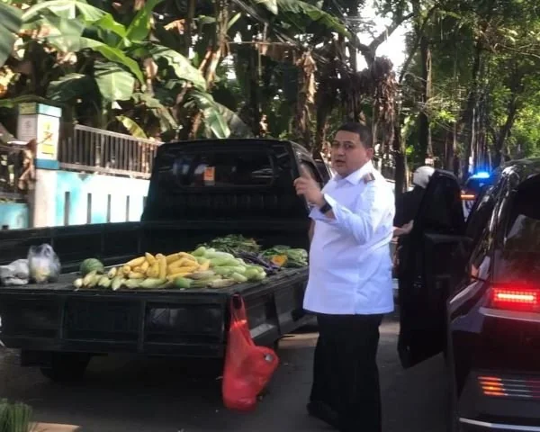Wali Kota Makassar, Munafri Arifuddin, saat Melakukan Sidak di Jalan Dr. Leimena, kawasan Tello Baru, Kecamatan Panakkukang, (Dok: Ist).
