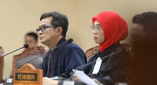 Fajar Purwanto pemohon prinsipal menyampaikan perbaikan permohonan (Dok: Ist).