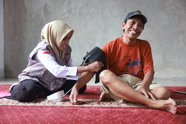 Pemeriksaan Pengungi Banjir di Makassar (dok ist)