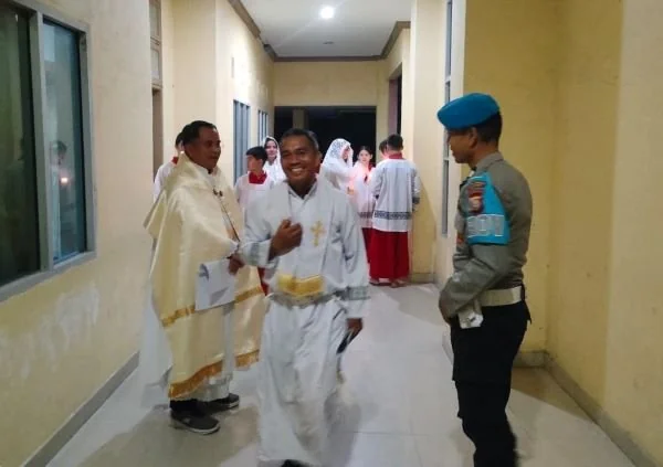 Polisi Kawal Peringatan Wafat Isa Al Masih di Bulukumba. (Dok: Ist)