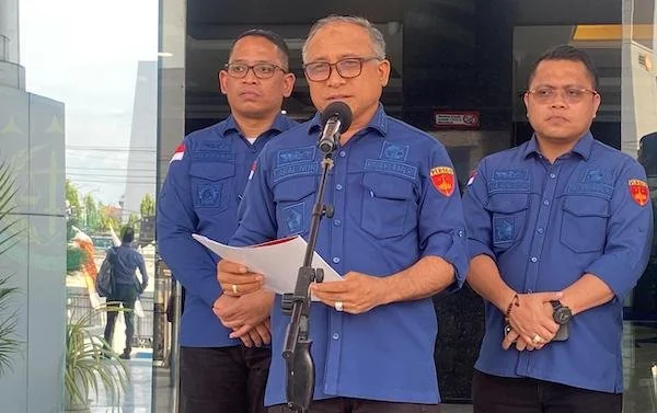 Aspidsus kejati Sulsel, Jabal Nur saat memberikan keterangan persnya terkait kasus dugaan korupsi pembangun pipa air limbah di Makassar (Dok: Atri KabarMakassar)