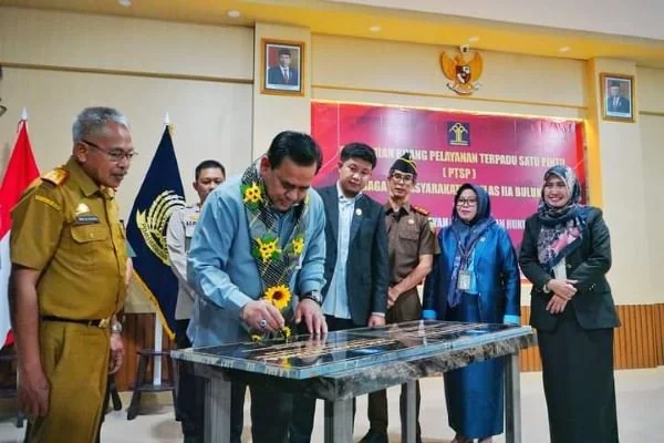 Peresmian Ruang Pelayanan Terpadu satu Pintu (PTSP) oleh Kakawil Kemenkumham Sulawesi Selatan di Kantor Lapas Bulukumba (Dok : Fitri KabarMakassar).