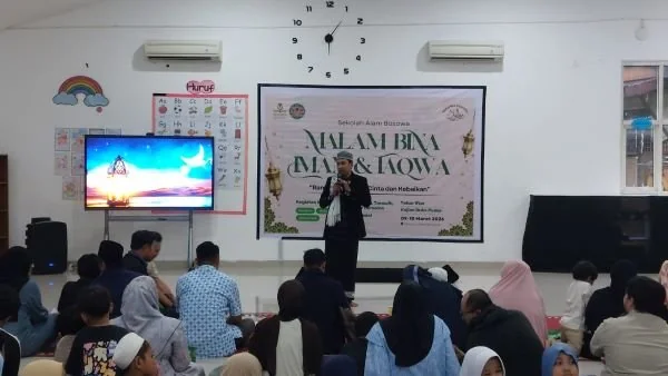 Agenda Buka Puasa Bersama Sekolah Alam Bosowa (SAB) turut dirangkaikan dengan Kajian Islami. (Dok: Ist)