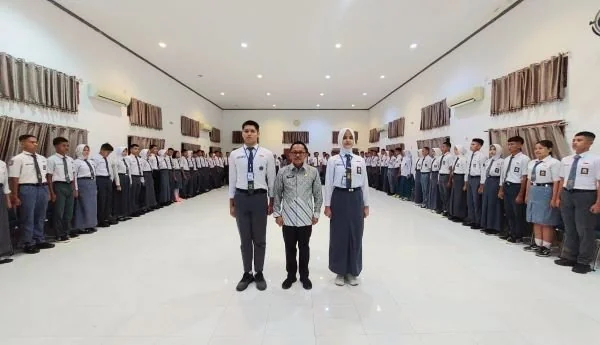 Calon Paskibraka Sulbar saat menjalani pemusatan latihan (Dok : ist).