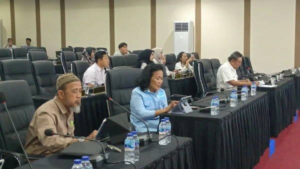 Rapat bersama Komisi E DPRD Sulsel di Kantor sementara DPRD Sulsel, (Dok: KabarMakassar)