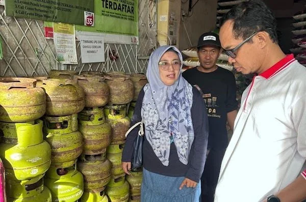 Sidak yang dilakukan Dinas Esdmsulbar di salah satu Pangkalan LPG(dok:ist)