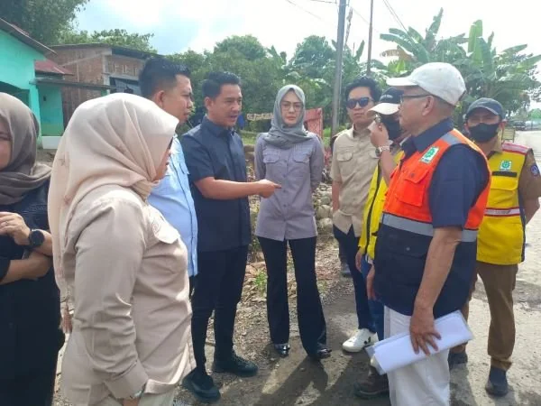 Pengawasan Proyek Jalan Multiyears Gowa-Sinjai (Dok: Sinta KabarMakassar).