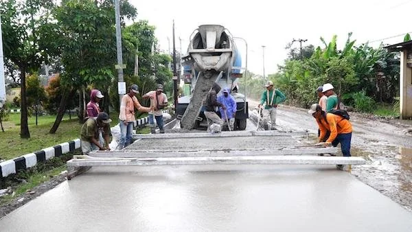 Pengerjaan ruas jalan Burung-Burung (dok. Ist)