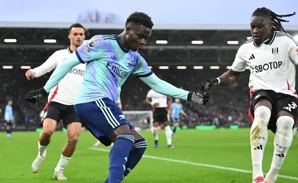 Aksi gelandang serang Arsenal Bukayo Saka saat memberikan perlawan kepada Fulham (Foto: Media Officer Arsenal)