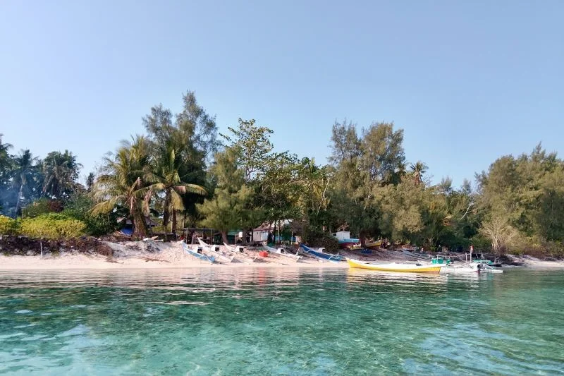 Pulau Lanjukang sebagai potensi wisata bahari yang siap dikembangkan oleh Pemerintah Kota Makassar dengan mengedepankan prinsip konservasi. ANTARA/ Suriani Mappong