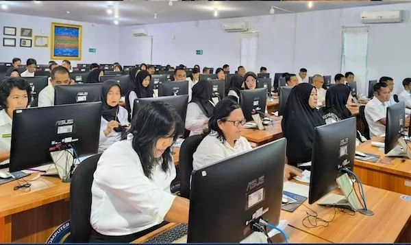 Badan Kepegawaian Daerah Provinsi Sulawesi Barat melalui Bidang Pengembangan ASN sukses melaksanakan kegiatan Ujian Dinas dan Ujian Penyesuaian Kenaikan Pangkat (UPKP) Pemprov Sulbar Tahun 2025(dok:ist)
