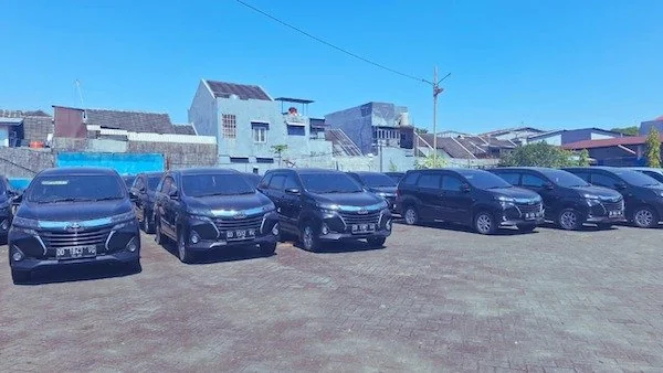 Sejumlah mobil Oto Rental Nusantara yang ditawarkan kepada para pelanggan (Dok: Ist)