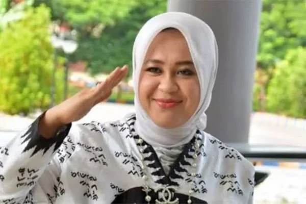 Fatmawati Rusdi  (Foto : Instagram @fatmawatirusdi).
