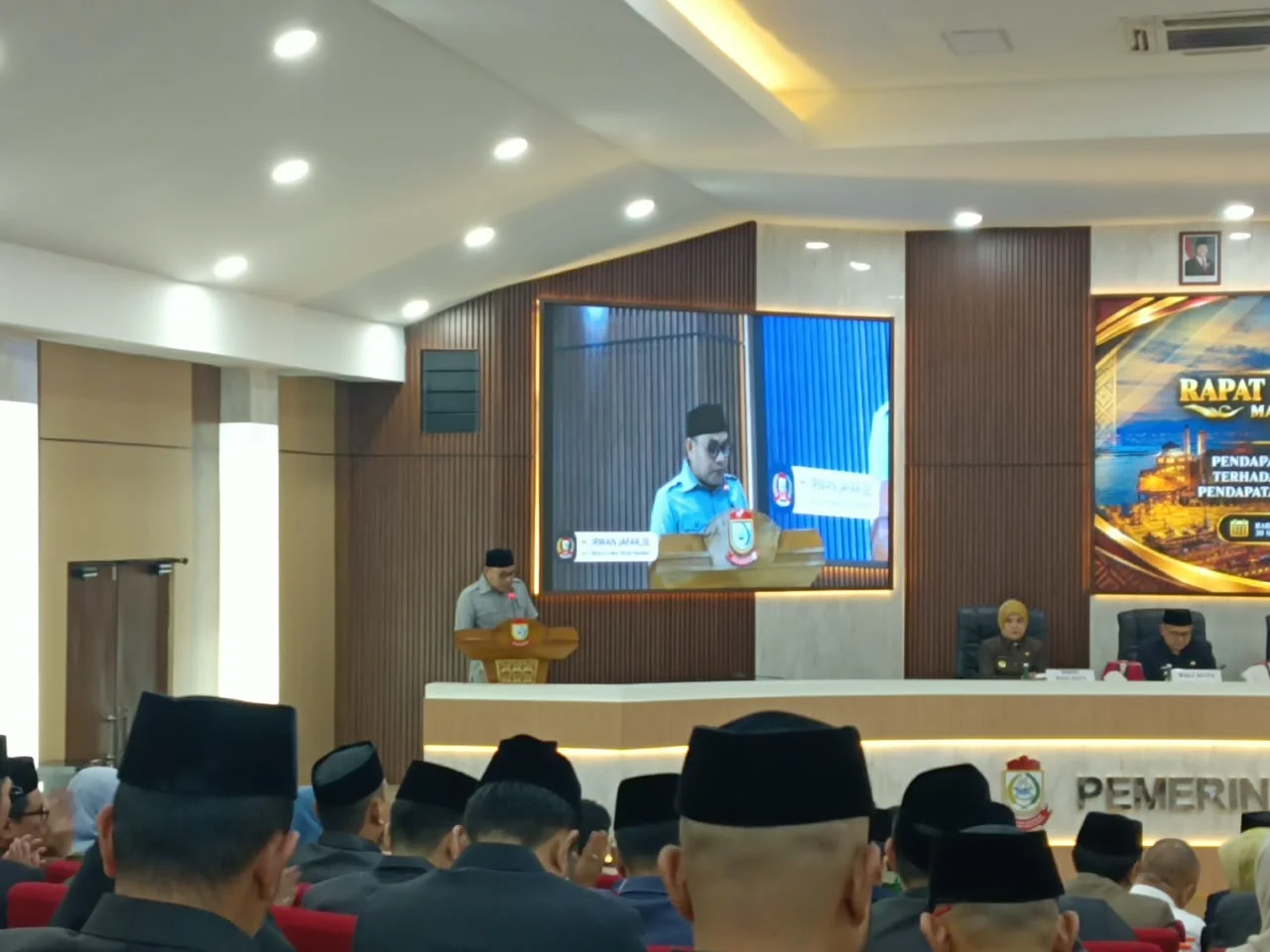 Juru Bicara Fraksi NasDem DPRD Makassar, Irwan Djafar saat Paripurna Pandangan Akhir Fraksi DPRD Kota Makassar atas Ranperda Perubahan APBD 2026 (Dok: Sinta KabaMakassar)