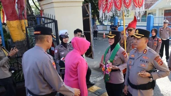 Proses penyambutan Kapolres Bantaeng. (Dok: Ist)