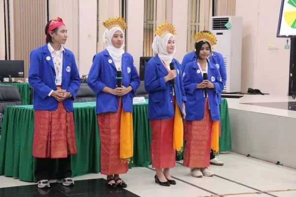 Peserta PIMNAS ke-38 Mulai Jalani Tahap Penilaian Presentasi, Hadirkan Ragam Budaya dan Ide Kreatif. Dok. Ist