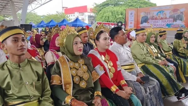 Pasangan Sidang Isbath Nikah Gratis di Makassar (Dok: Sinta KabarMakassar).