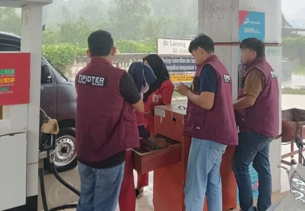 Tipidter Polres Majene saat melakukan sosialisasi kesejumlah tempat (Dok : Ist).