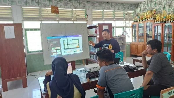 Pengembangan Video Berbasis AI, Jurusan Teknologi Pendidikan di MAN 1 Majene .