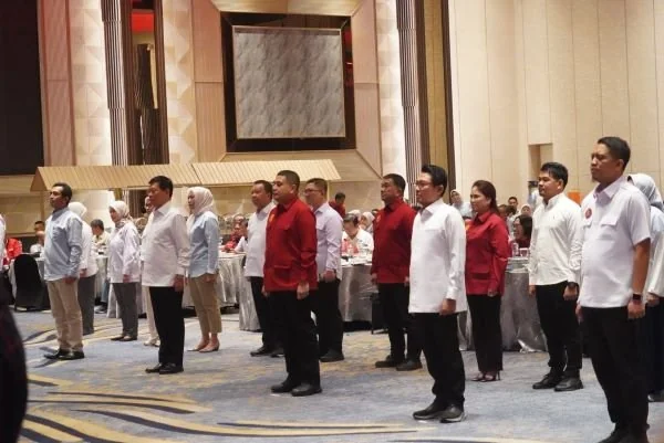 Wali Kota Makassar, Munafri Arifuddin (Appi), saat Dilantik Menjadi  Ketua IKA FH Unhas, (Dok: KabarMakassar).