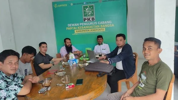 Para Panitia Desk Pilkada Jeneponto
