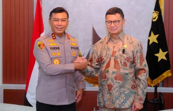 Kapolda Sulsel dan Kepala BPOM RI di Mapolda Sulsel (Dok: Ist).