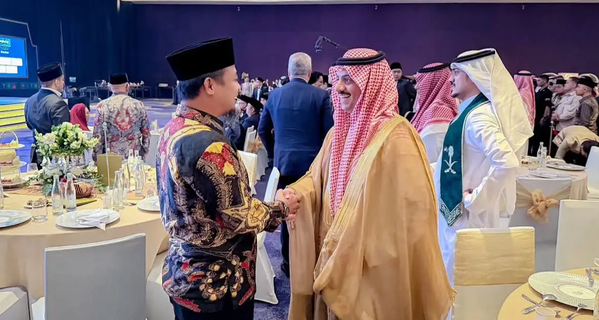 Gubernur Sulawesi Selatan, Andi Sudirman Sulaiman hadir pada perayaan Hari Nasional ke-96 Kerajaan Arab Saudi yang digelar di Hotel Raffles Jakarta (Dok: Ist)