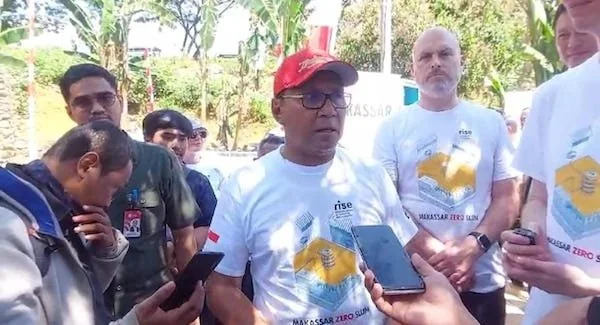 Wali Kota Makassar, Moh Ramdhan Pomanto ysai peresmian program RISE di Kampung Bonelengga, Kelurahan Bulurokeng, Kecamatan Biringkanaya, Makassar, pada Selasa (16/07) (doc : ist)