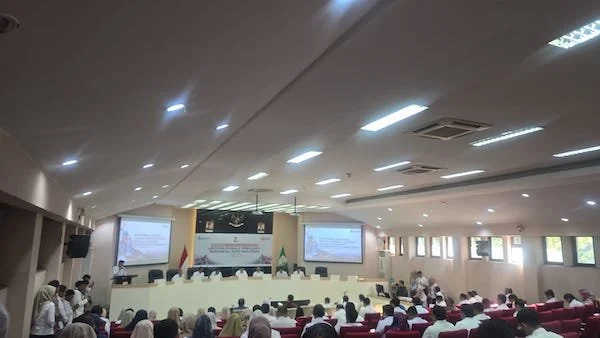Rapat Pelaksanaan Laporan Realisasi Belanja Daerah dan Realisasi PAD Triwulan 2025, (Dok: Kabar Makassar).