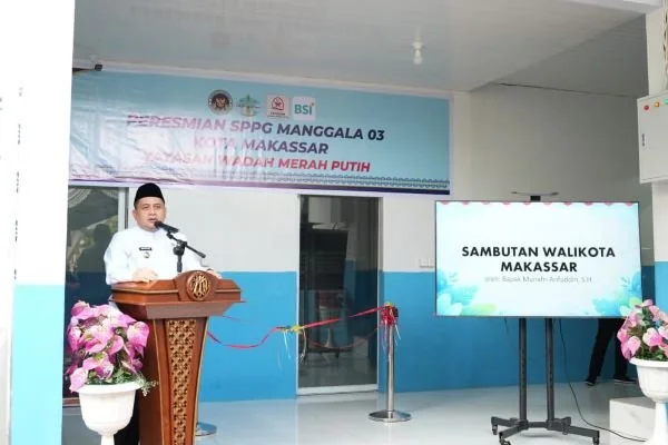 Wali Kota Makassar, Munafri Arifuddin saat Membuka SPPG Manggala 03 (Dok: Ist).