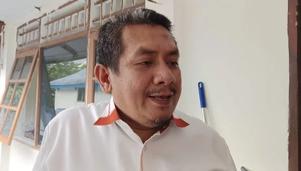 Ketua Komisi C DPRD Kota Makassar, Azwar Rasmin (Dok: Sinta KabarMakassar).