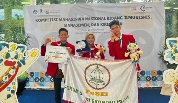 Tim Unhas, Muhammad Rafly Aditya, Andi St. Ariqah Salsabila Alqadri, dan Rifal. Dok. Ist