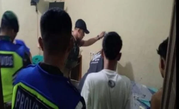 Ketiga remaja yang diamankan pihak kepolisian saat diduga sedang pesta narkotika di sebuah penginapan (Dok : Ist).