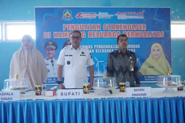 Bupati Jeneponto saat membuka kegiatan Penguatan Kampung Keluarga Berkualitas (Kampung KB) Tingkat Kabupaten Jeneponto. (Ist).