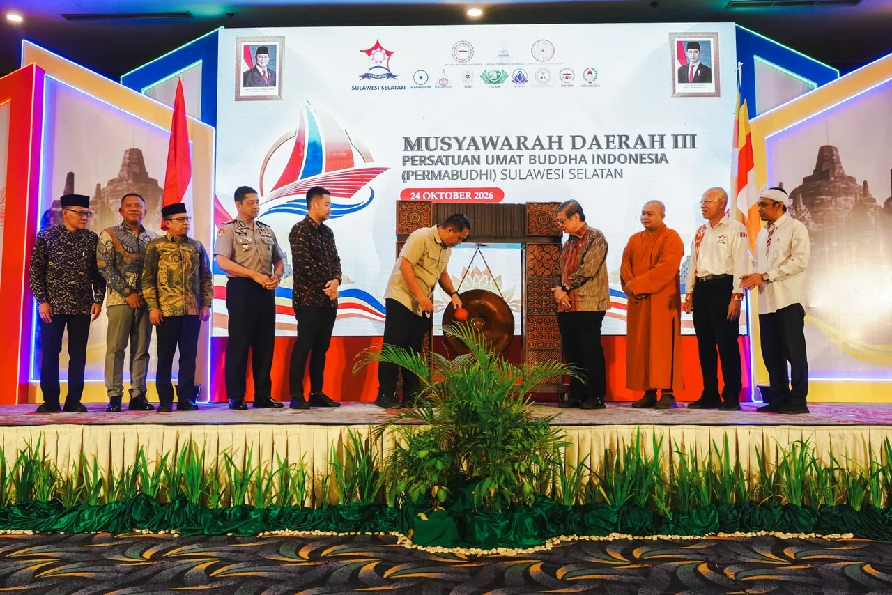 Penjabat Sekda Sulsel Andi Winarno Eka Putra membuka Musda III Permabudhi Sulsel 2026 dan Seminar Nasional Ekoteologi di Hotel Horison Makassar.