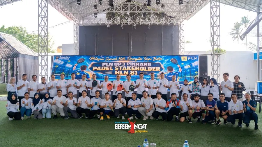 PLN UP3 Pinrang menggelar kegiatan Padel Stakeholder dalam rangka menyemarakkan Hari Listrik Nasional ke-81 di Royal Padel Xab Pinrang (Dok: Ist)