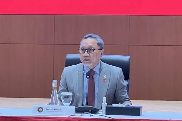 Menteri Koordinator Bidang Pangan (Menko Pangan) Zulkifli Hasan dalam Konferensi Pers RAPBN dan Nota Keuangan Tahun Anggaran 2026 di Direktorat Jenderal Pajak, Jakarta, Jumat (15/8/2025). (ANTARA/Putu Indah Savitri)