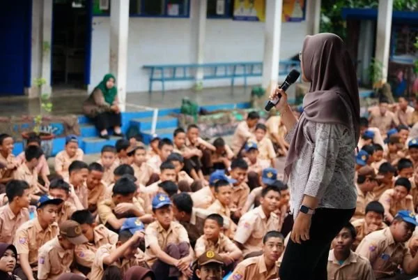 Ilustrasi siswa sekolah di Makassar (Dok : ist).