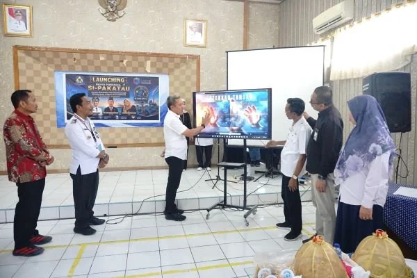 -Pemerintah Kabupaten Jeneponto resmi meluncurkan proyek perubahan SI-PAKATAU (Sistem Integrasi Perlindungan dan Kemandirian Tenaga Kerja Maritim Kabupaten Jeneponto). (Dok: Ist)