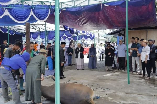 Momentum Iduladha menjadi bagian penting bagi Pelindo untuk memperkuat nilai kepedulian sosial dan kebersamaan dengan masyarakat di sekitar wilayah operasional pelabuhan (Dok: Ist)